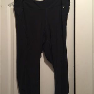 Women’s athletic leggings